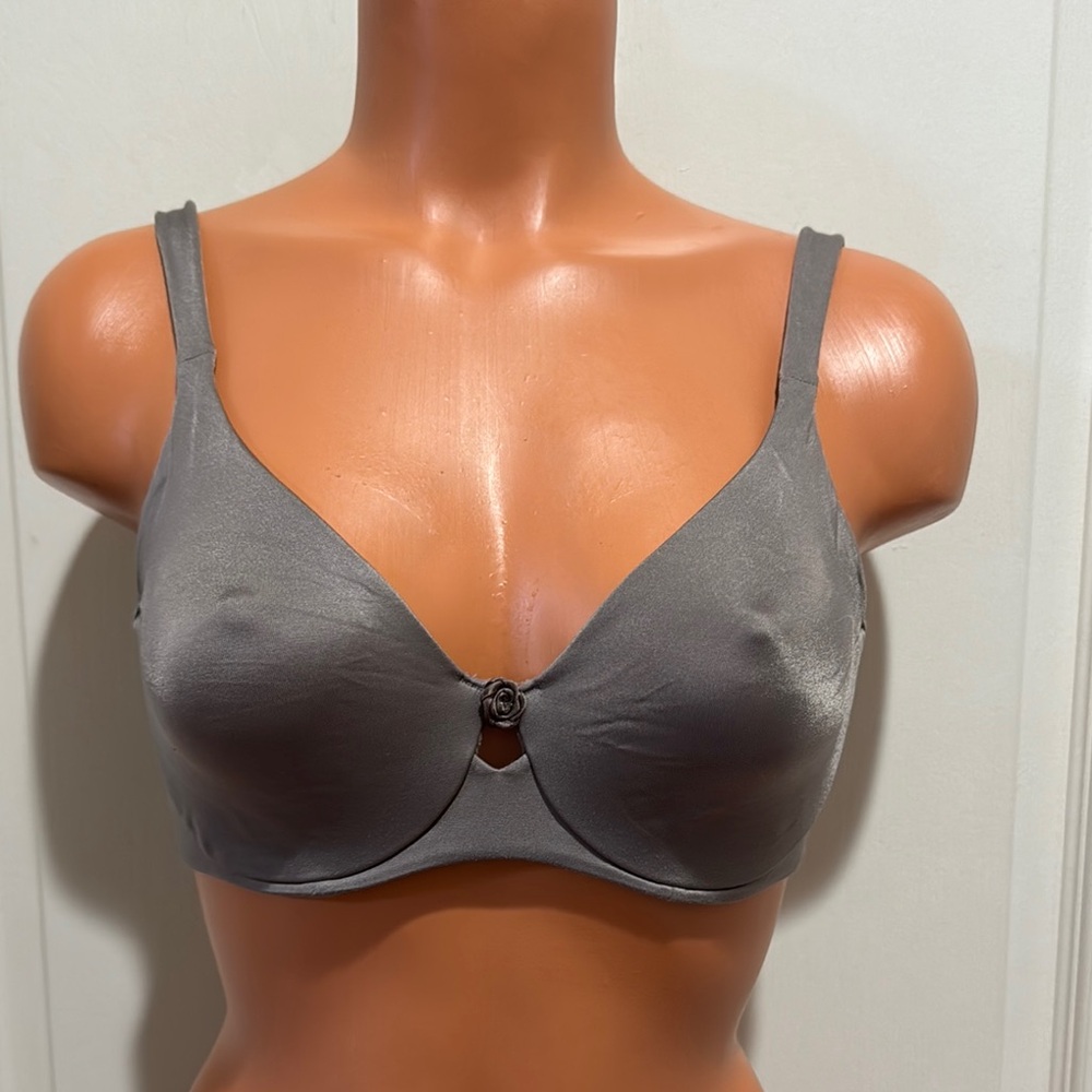SOMA Minimizer Double Layered Unlined Bra 34C Taupe EUC $48